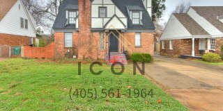 216 Northwest 36th Street Gallery 1