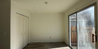 Spacious 3 Bedroom, 2.5 Bath 2 Car Garage Gallery 9
