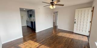 $500 OFF FIRST MONTHS RENT | Charming 3-Bed Near OU. Gallery 1