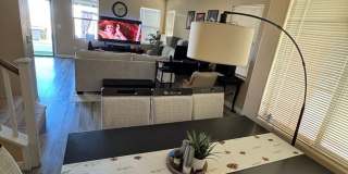 Eco-Friendly 4BR 2.5Bath House in Las Vegas Gallery 7