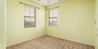 16026 W MOHAVE Street Gallery 32