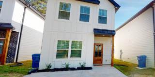 3 Bedroom, 2 Bath Single Family Home - Available for Immediate Move In! Gallery 1