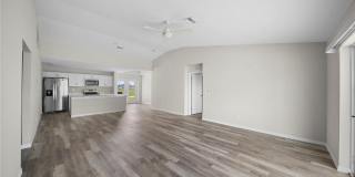 202 NW 25th Place Gallery 12