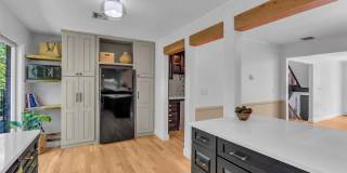 65 E River Road Gallery 19