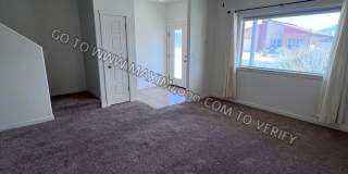 389 WHITE RIVER DRIVE - EXCELLENT TWO STORY HOME Gallery 4