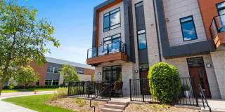 Luxury 3 Story Condo in Exclusive Titletown District Gallery 4