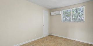 2 Bedroom 1 Bathroom Gallery 19
