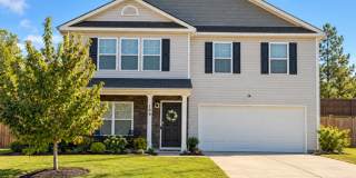 SPACIOUS 4-BEDROOM HOME WITH MODERN COMFORTS Gallery 1