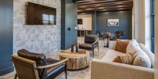 Aviata West Love Gallery 21