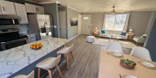 Large 5 bed 3 bath house near Cherry Creek Reservoir! Gallery 1