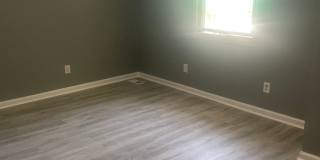 Knoxville 37920 - 3 bedroom, 1 bath home - Contact Lisa Vineyard & Shannon Russell (865)216-9334 Gallery 9