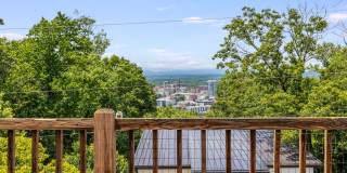 2-Bedroom, 2-Bathroom Condo with Stunning Downtown Views Gallery 25