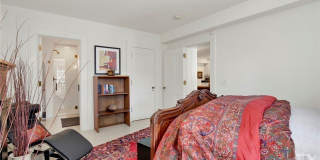 224 E Jones Lane Gallery 22