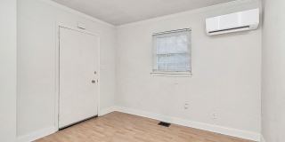 Spring Rent Special! Cozy One Bedroom Apartment in Dilworth! Gallery 10