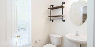 Pet-Friendly Cherry Hill Townhome Gallery 8