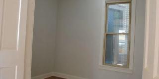 1847 West Byron Street Gallery 16