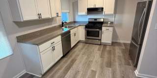 Dundalk Rowhome-Fully Renovated Gallery 1