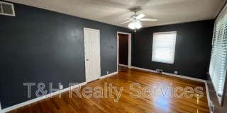 8918 Birch Street Gallery 8