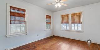 Charming & Cozy Living Gallery 13