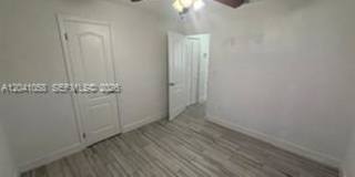 2742 Southwest 32nd Avenue Gallery 7