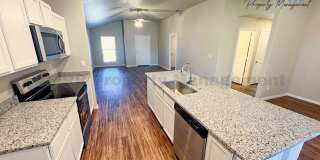3 Bedroom Home Available For Spring Pre-Lease Gallery 6