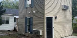Renovated One Bedroom Stand Alone Apartment Gallery 2