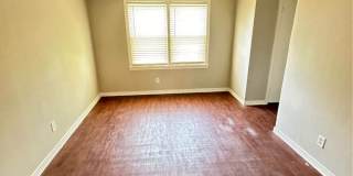 Cute 4 bedroom, 2 bath home with a carport and a big back yard! Gallery 5