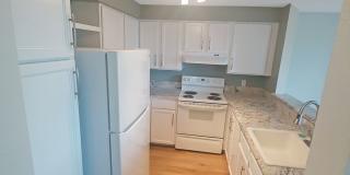 View of Renton Valley 2b/1.5ba Condo ***COMING SOON*** Gallery 5