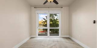 Modern 1-Bedroom + Den Condo with Parking, Storage & Rooftop Access – Marselle Condominiums Gallery 11