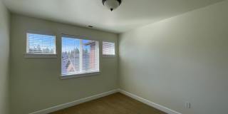 Old Mill Townhome Available 6/19 Gallery 17