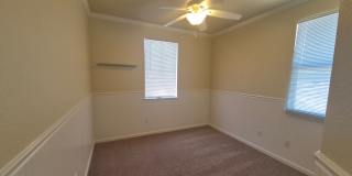 Adorable 3 bedroom 2.5 bath with loft Gallery 15