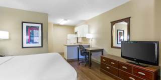 Tucson - Grant Road Gallery 13