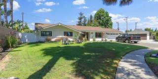 Recently Remodeled Single Family Home with Large Lot Gallery 1