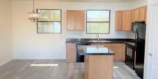 112 W Milada Dr Gallery 4
