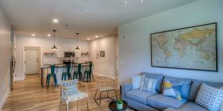 District Lofts by Mark-Taylor Gallery 15