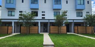 Beautiful 3-Bedroom, 3.5-Bathroom Townhome in Tampa (**MOVE-IN SPECIAL/$500 OFF 2ND MONTH**) Gallery 1