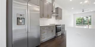 211 Bass Street SW Gallery 11