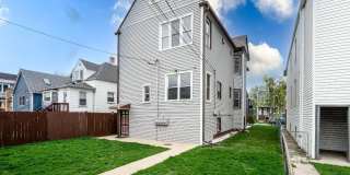 4326 N Avers Avenue Gallery 18