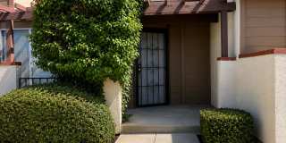 1 Bedroom Condo with Fireplace, Private Patio, Pool Access & Washer/Dryer Included 1 Bedroom Condo with Fireplace, Private Patio, Pool Access & Washer/Dryer Included Gallery 1