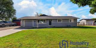 Beautiful home in Kuna on 1 acre Gallery 1