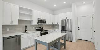 Evelyn City Lofts Gallery 11