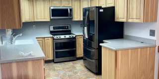 3 bed/2.75 bath House Eagle River 3 bed/2.75 bath House Eagle River Gallery 7
