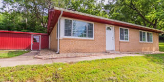 Close to Aggieville & K-State! **Lease from 8/7/26-7/31/27 ONLY!!** Gallery 1