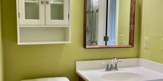 Charming 2 Bedroom/2 Bathroom Apartment Unit in Pond Condos! Gallery 20