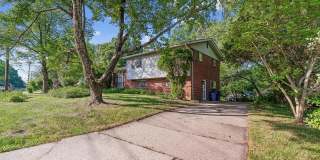 7608 Wellesley Dr Gallery 18