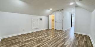 433 Homer Street - 1 Gallery 14