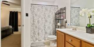 3 Bedroom w/Game Room Gallery 25