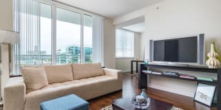 The Slade at Channelside Gallery 8