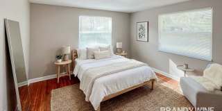 1001 Fields Road Gallery 13