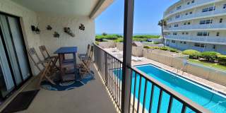 Fully Furnished Condo in the heart of Cocoa Beach-Available 10.1.24 to 4.30.25 Gallery 1
